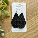 Taylor- Black Abstract Lines