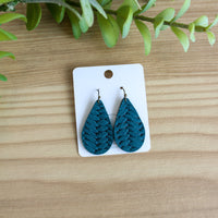 Taylor- Teal Fishtail