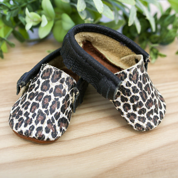 Baby Moccasins- Cheetah Print – Gypsy Rebel Designs