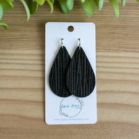 Taylor- Black Palm