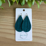 Taylor- Teal Fishtail