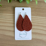 Taylor- Cinnamon Mini Triangle