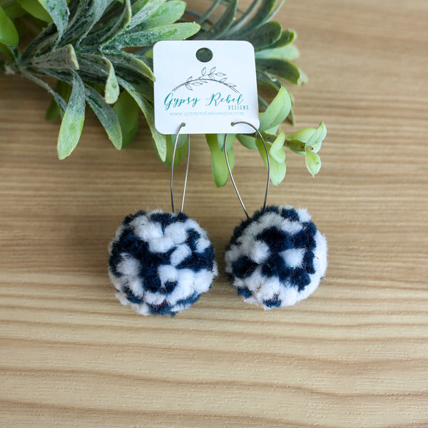 Paisley- Navy & White Sparkle