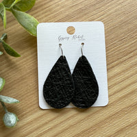 Taylor- Black Abstract Lines